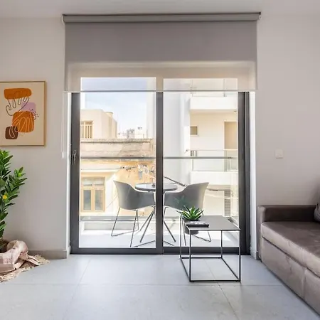 아파트 Boutique By Holi 슬리에마