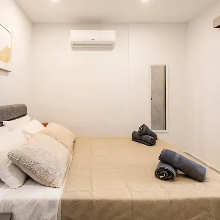Boutique By Holi Apartment